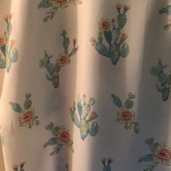 Boutique Cactus blouse - Picture 2 of 5